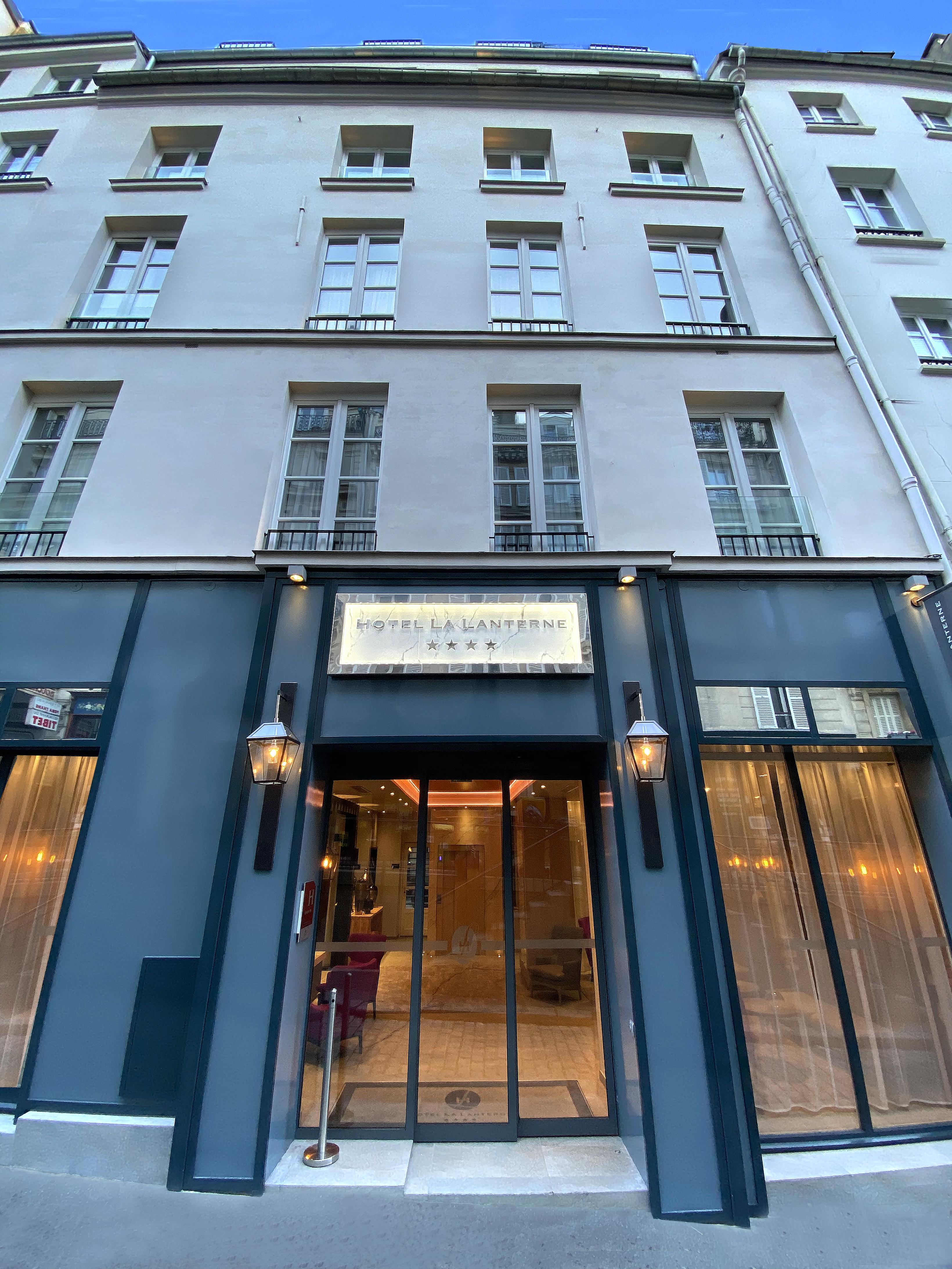 Hotel La Lanterne & Spa Париж Екстериор снимка